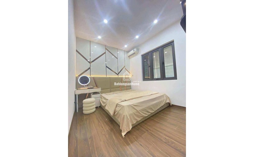 Mai Động, Hoàng Mai, Nhà 5 Tầng 3 Ngủ Nội Thất Xịn Mịn, Chào 5,1 Tỷ